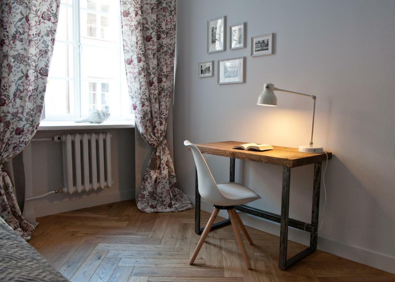 Red Brick Old Town Apartment Warsaw Exterior photo